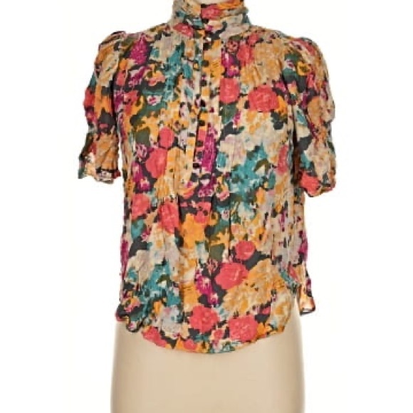 Anthropologie. Maeve. Lightweight Textured Floral Button Up Blouse. Size 2. - Picture 2 of 10